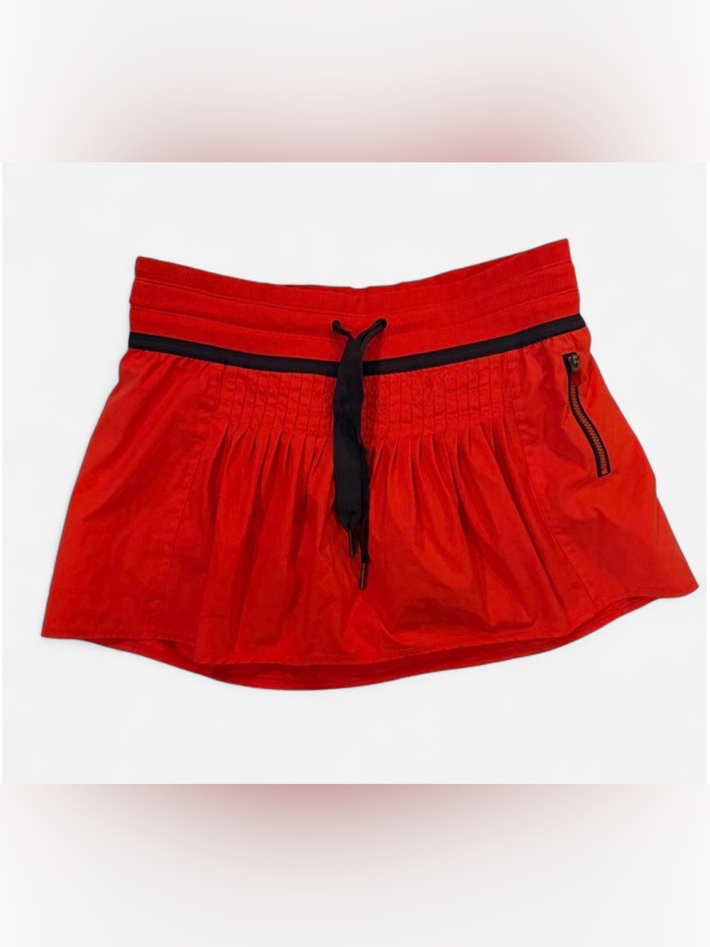 Lululemon Run: Revitalize Skirt Alert Red Size 4